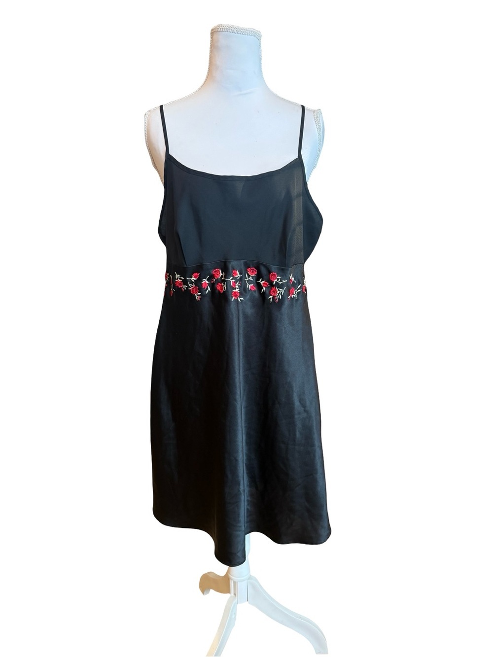 Vintage Delicates Black Embroidered Rose Slip Dress Lingerie Dress Size Large L